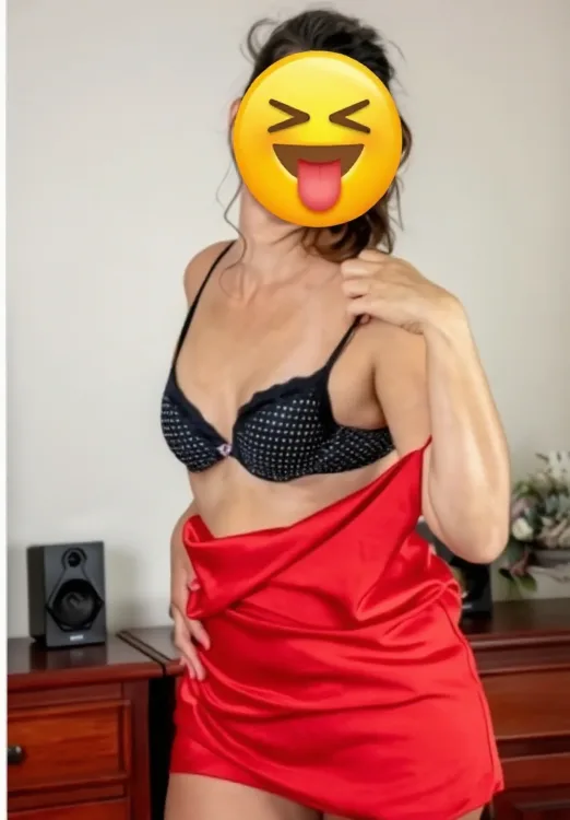 Escortă Piatra Neamț — Profil