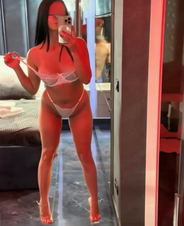 Escortă Piatra Neamț — Profil