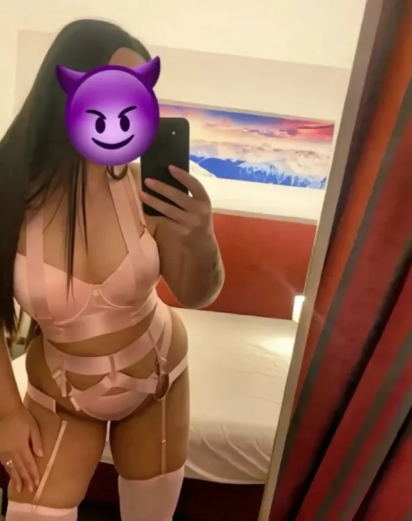 Escortă Radauti — Profil