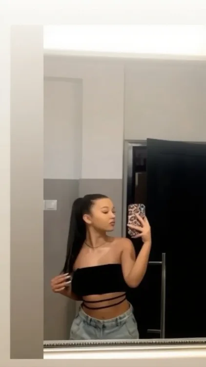 Escortă Agarbiciu — Denisa