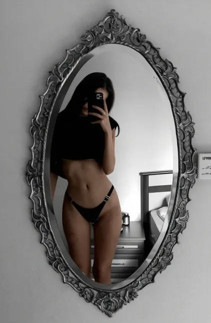 Escortă Ploiești — Mihaela