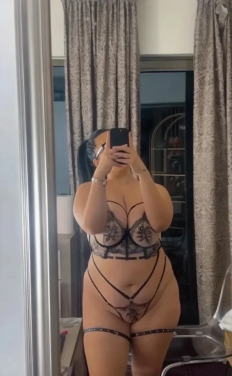 Escortă Campina — Renata