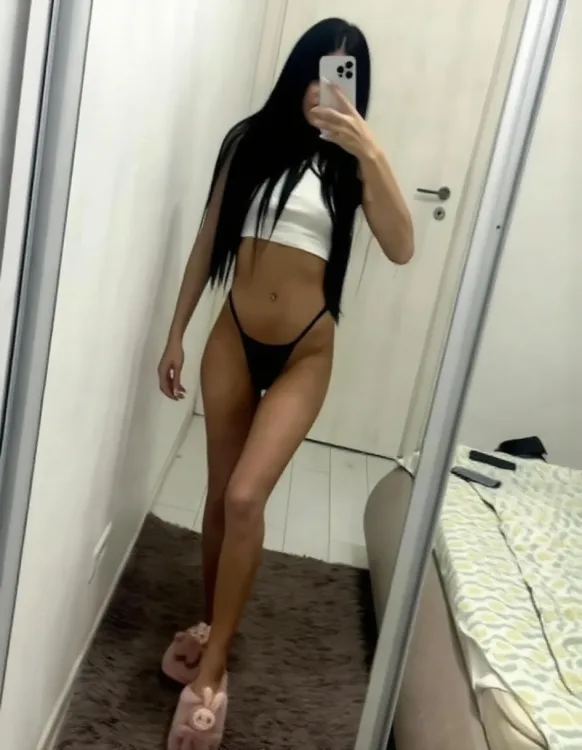 Escortă Slatina — Anays