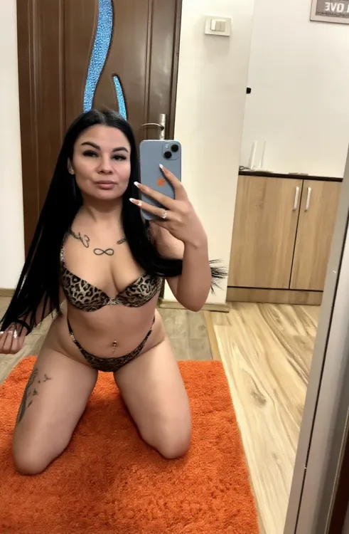Escortă Slatina — Profil