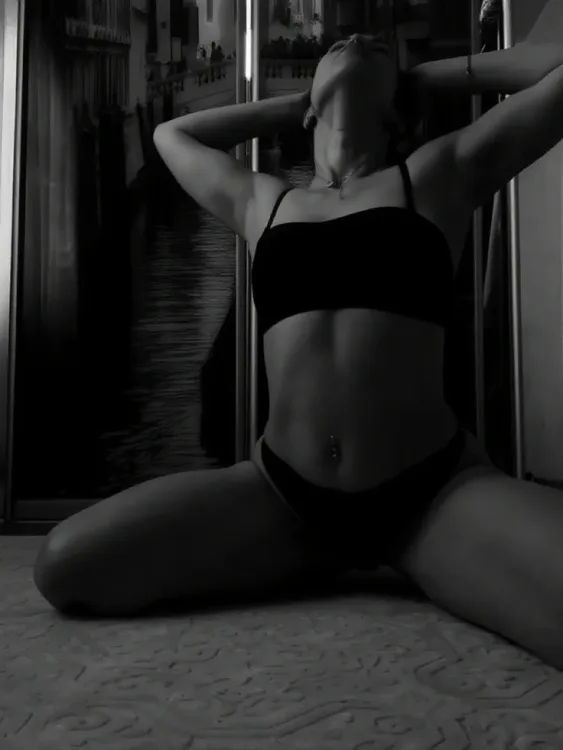 Escortă Iași — Profil