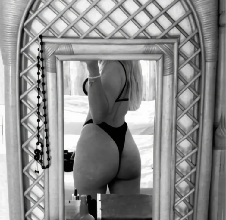 Escortă Targu Jiu — Alessia