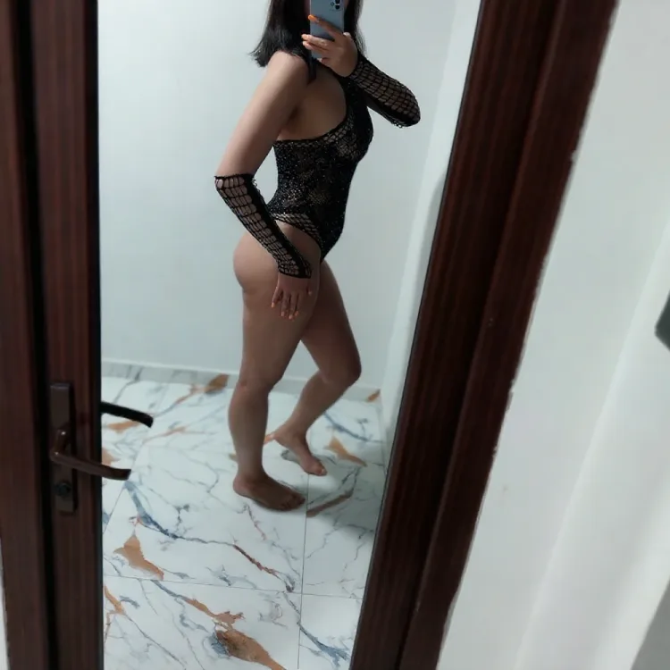 Escortă Galați — Luyza