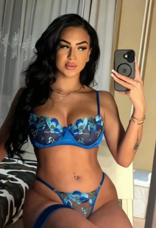Escortă Craiova — Profil