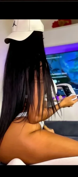 Escortă Târgoviște — Iulia