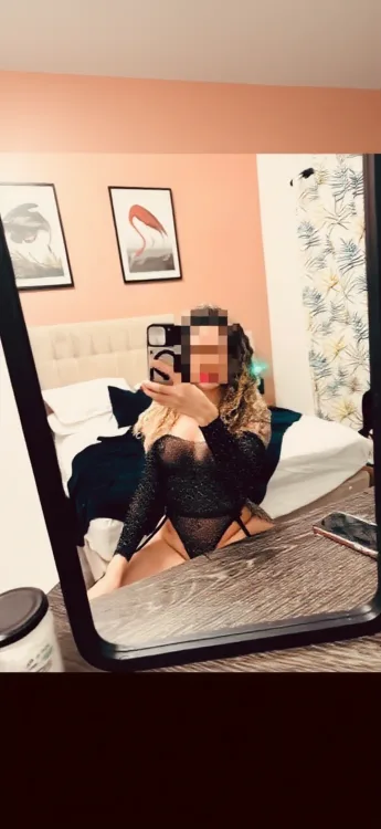 Escortă Turda — Roxana