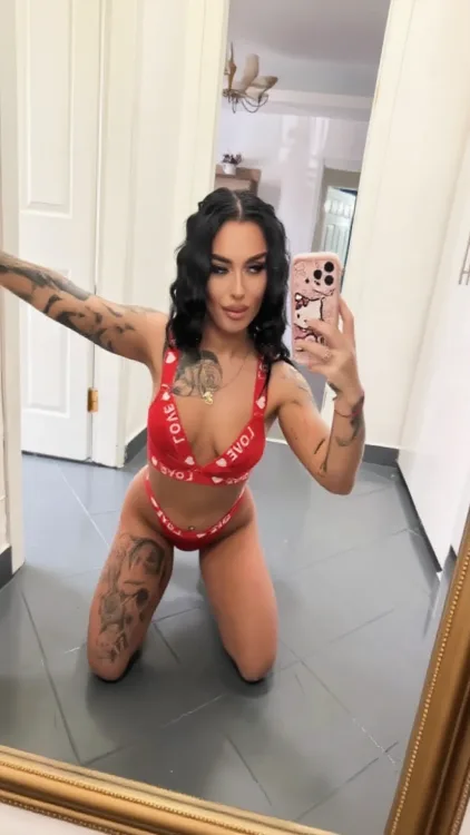 Escortă Calarasi — Amyra