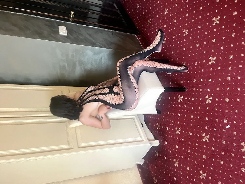 Escortă Buzău — Profil