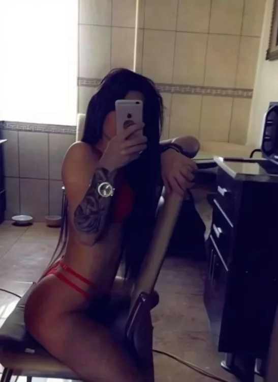 Escortă Buzău — Roxana