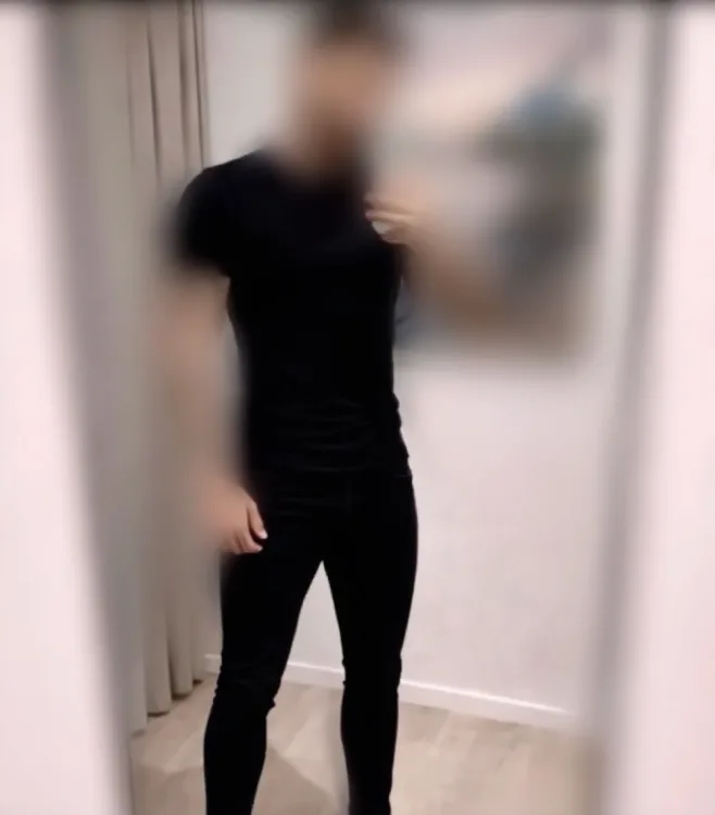 Escortă Sector 3 — Profil