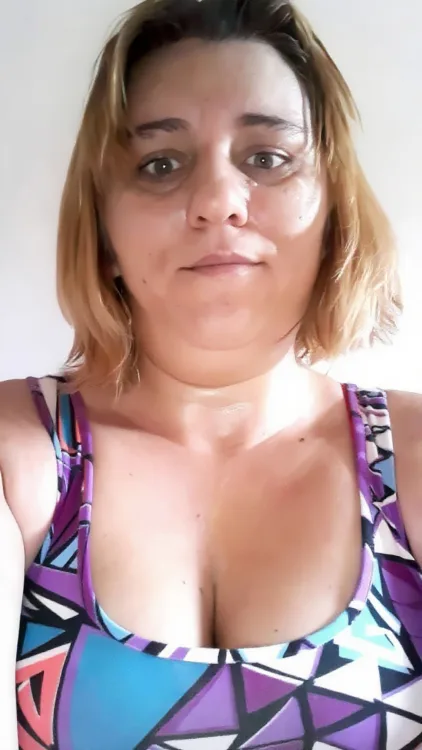 Escortă Sector 6 — Alisa