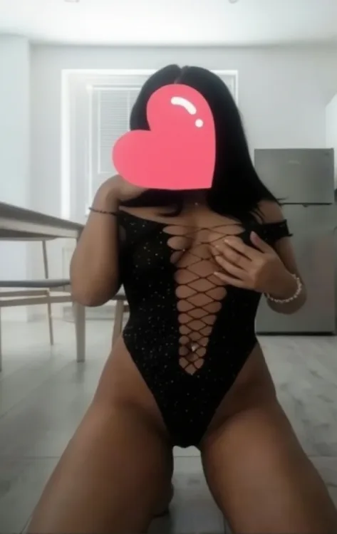 Escortă Sector 3 — Profil