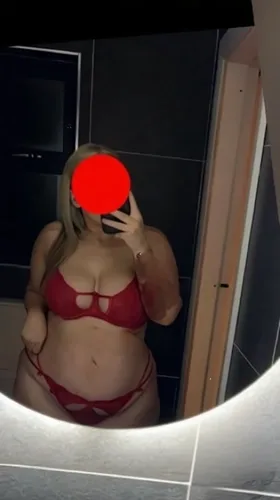 Escortă Sector 5 — Alexis