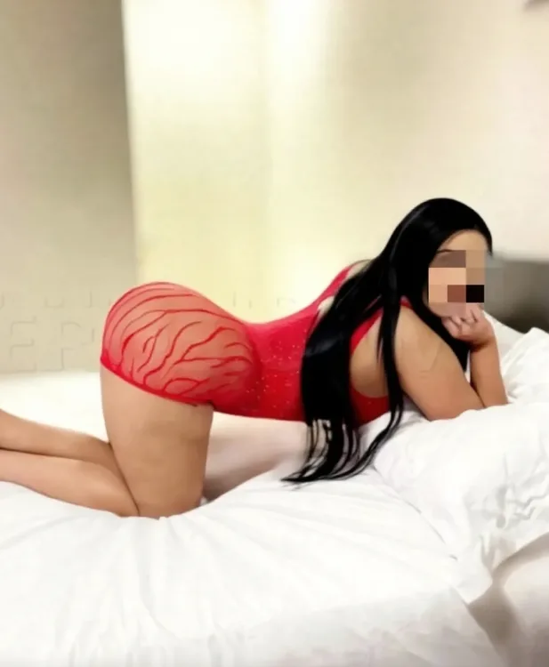 Escortă Sector 6 — Raluca
