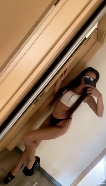 Escortă Sector 3 — Profil