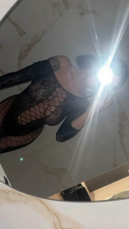 Escortă Craiova — Sara