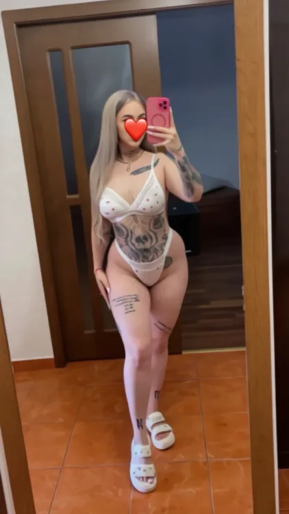 Escortă Târgoviște — Miki
