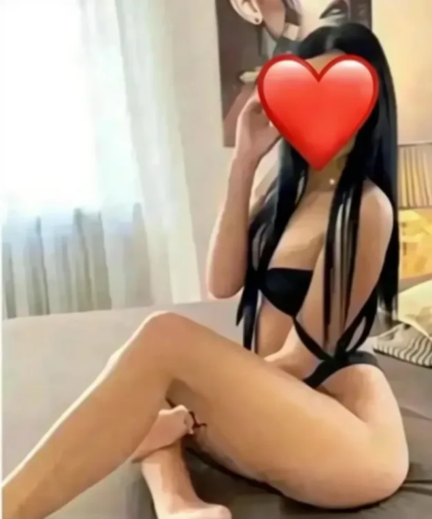 Escortă Buzău — Rebeca