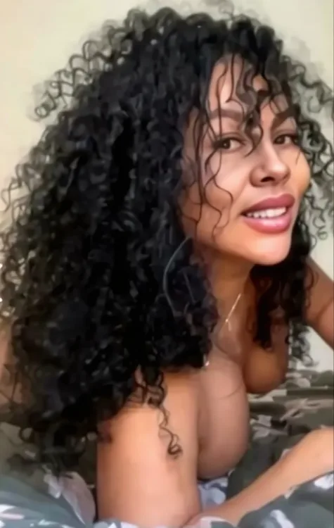 Escortă Sector 2 — Ramona
