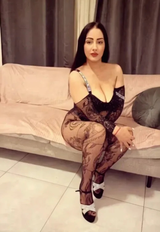 Escortă Sector 3 — Antonia