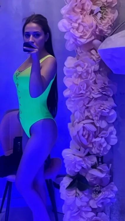 Escortă Sector 6 — Giulia