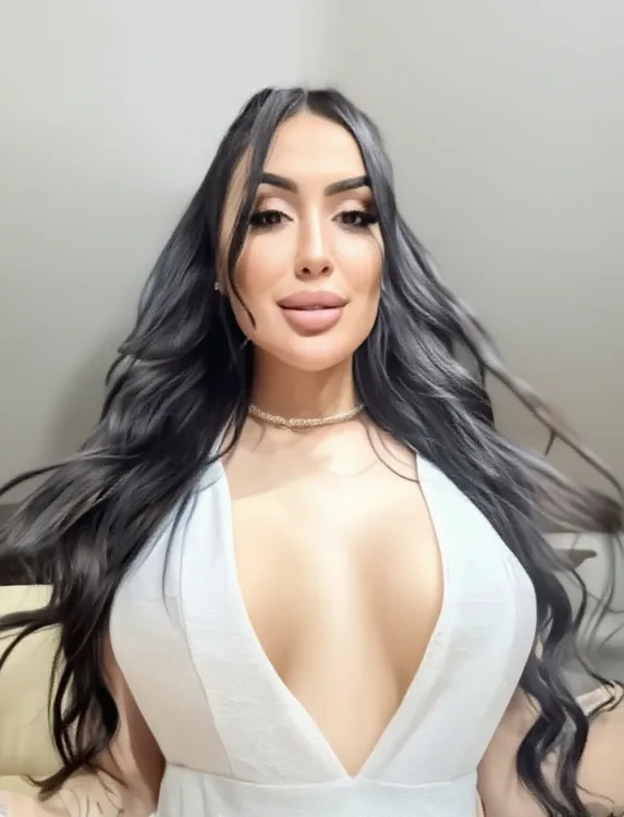 Escortă Sector 5 — Rebecca