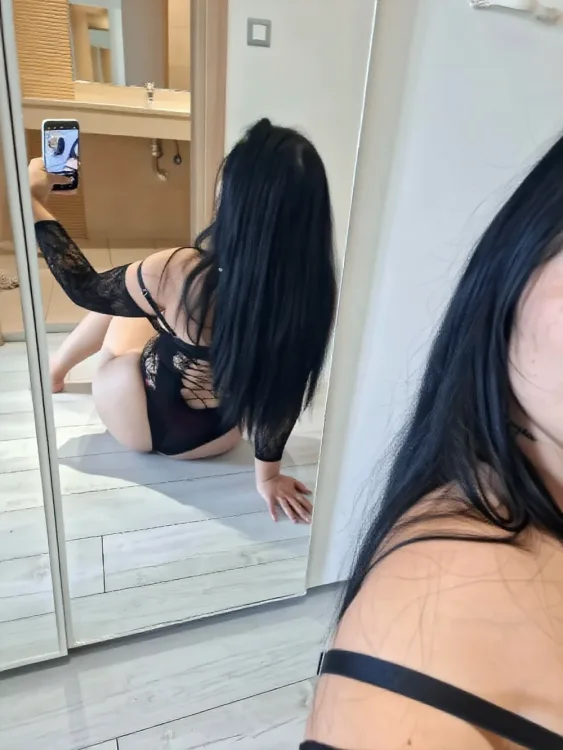 Escortă Sector 4 — Alina