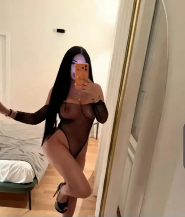 Escortă Sector 1 — Alexandra