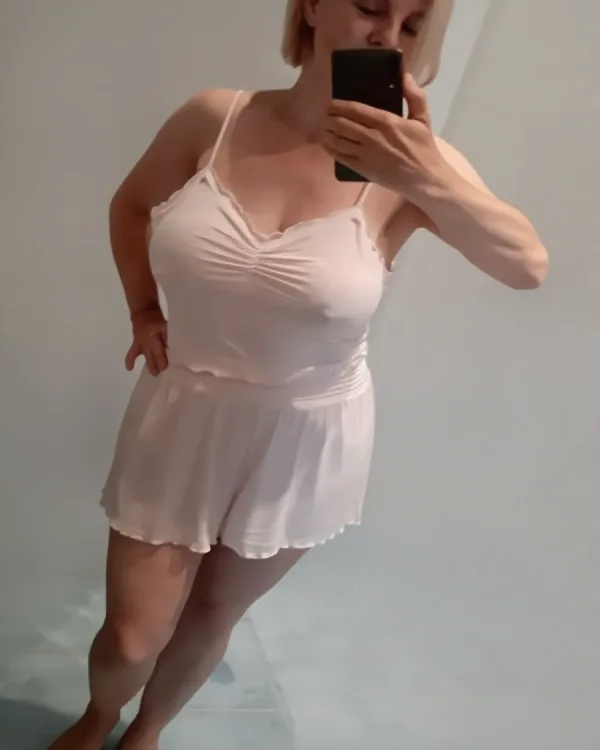 Escortă Sector 1 — Ana