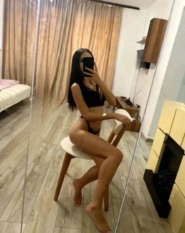 Escortă Sector 2 — Yasmina