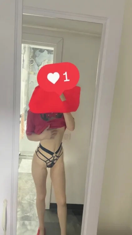 Escortă Brăila — Roxy