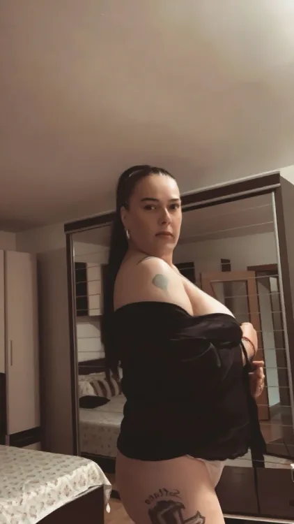 Escortă Brăila — Profil