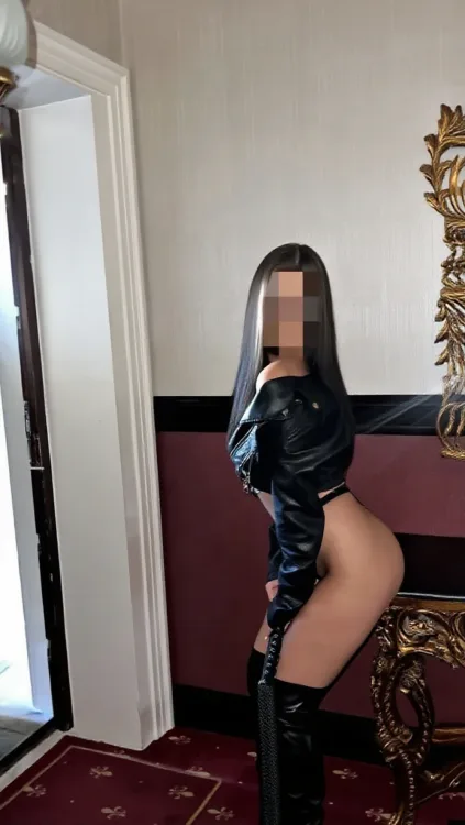 Escortă Brașov — Loredana