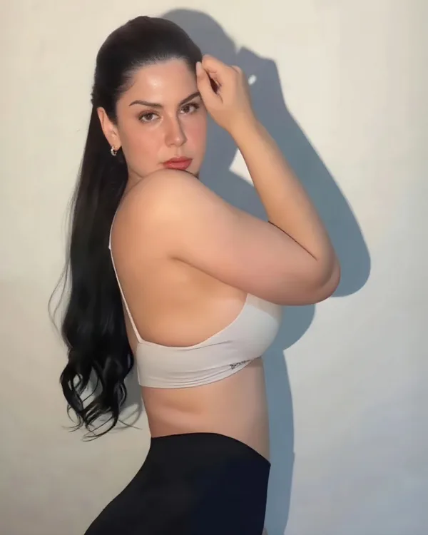 Escortă Brașov — Anna