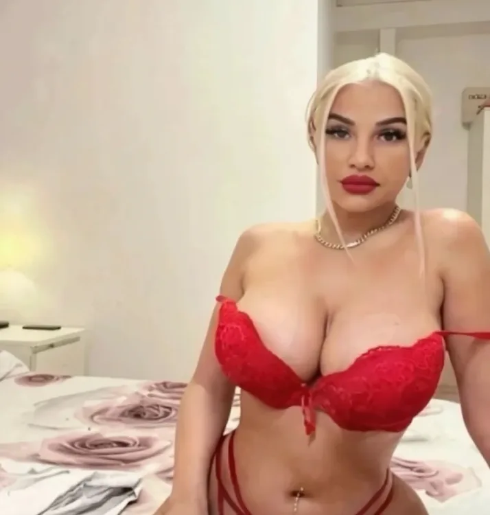 Escortă Botoșani — Leyla