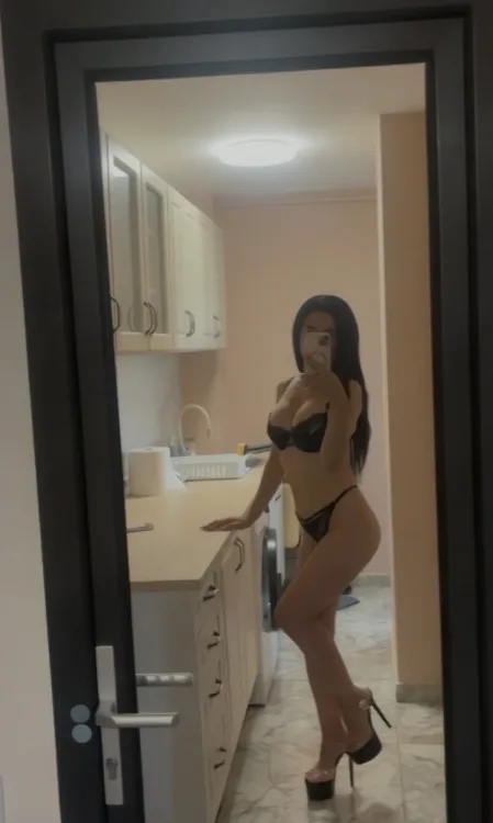 Escortă Bistrița — Maya