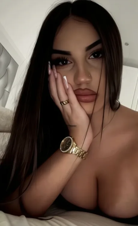 Escortă Oradea — Profil