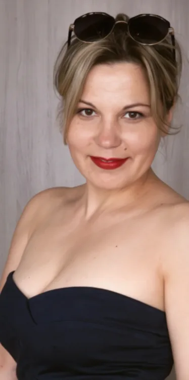 Escortă Pitești — Profil