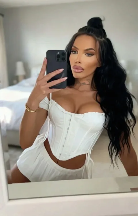 Escortă Alba Iulia — Profil