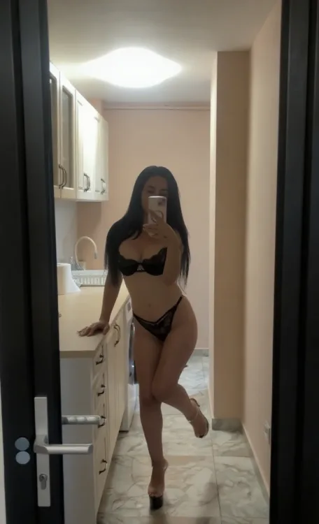 Escortă Galați — Profil